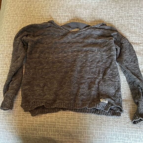 Double Agent size small back cutout sweater - Picture 1 of 3